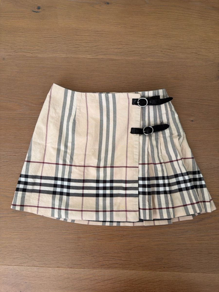 Burberry Vestiti & Gonne: klassischer Burberry Jupe Gr. 8 – Usato da Zug venduto da anita75