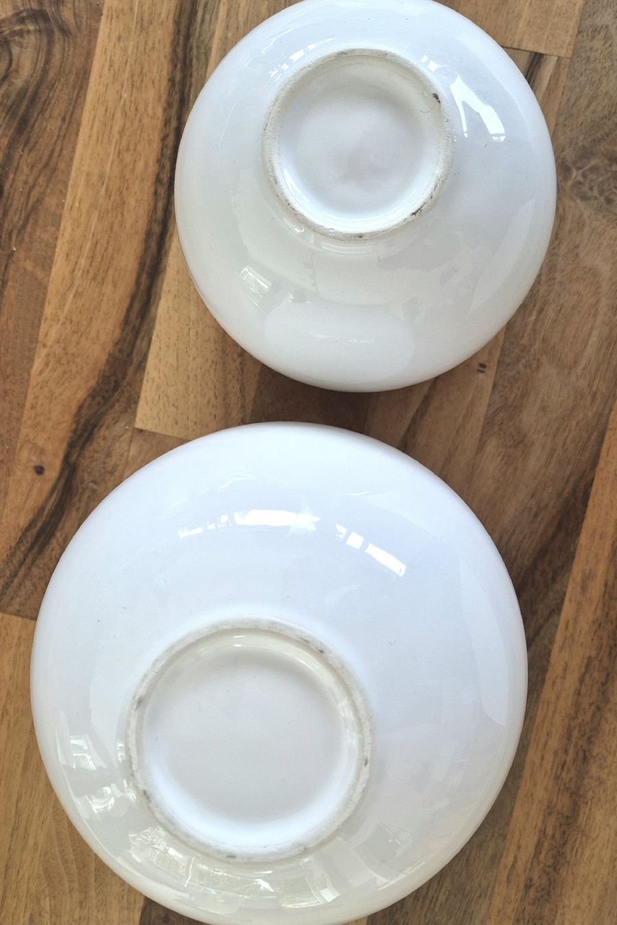 Vase & Récipients: Weisse Blumenvasen rund – D'occasion à Möhlin par Fotografin 3