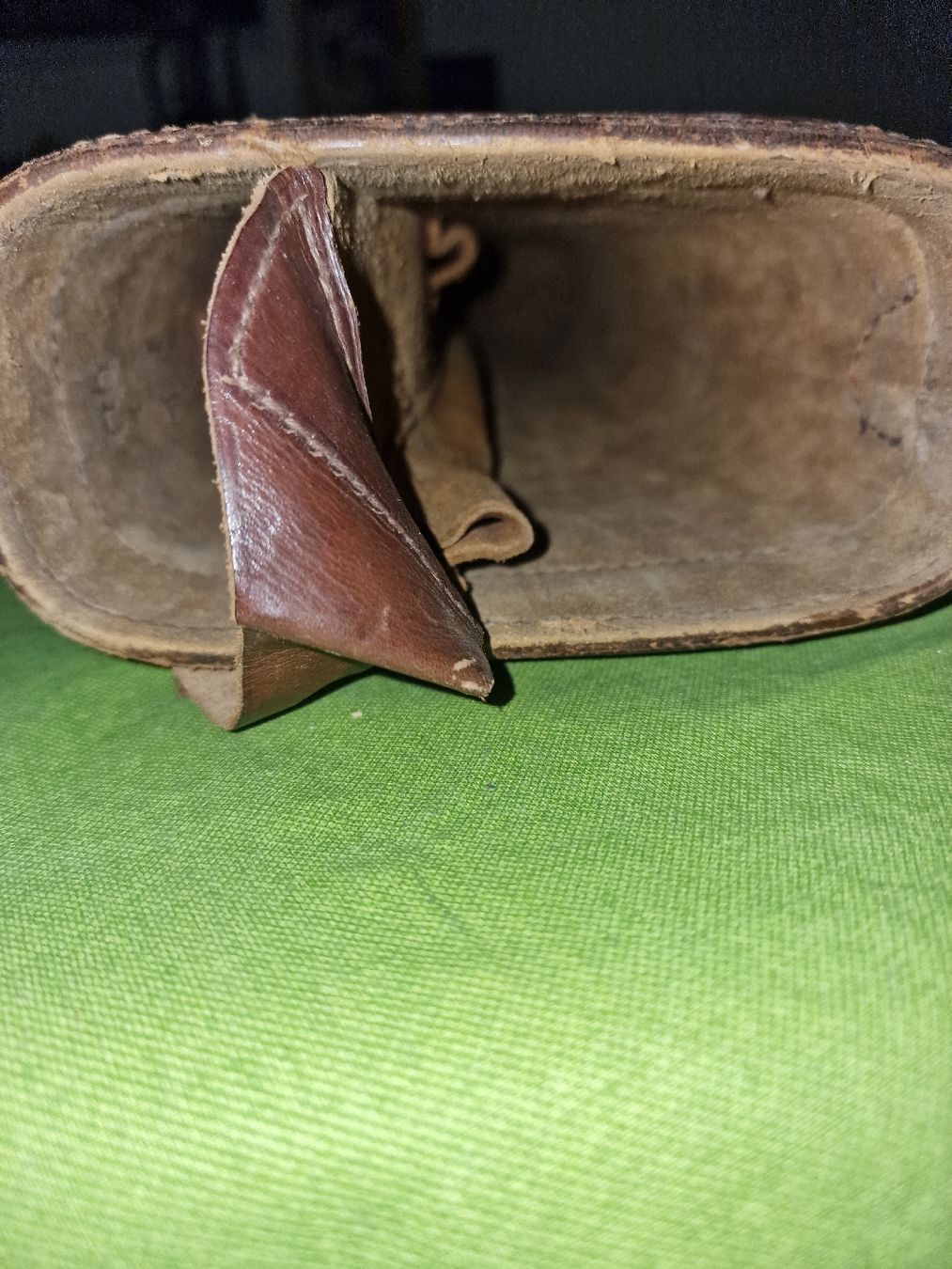 Borse: Leder Gewehrfutteral Jagd,  Gewehrtasche Antik – Usato da Uzwil venduto da BrokiFloh 2