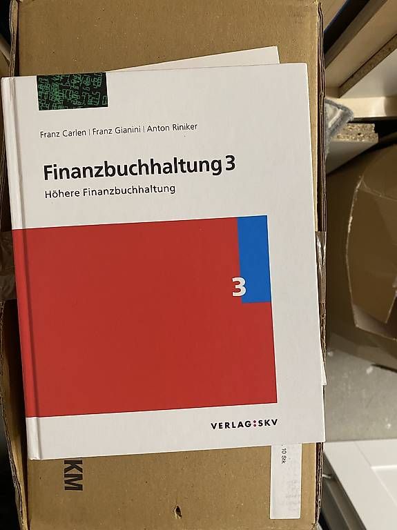 Libri: Finanzbuchhaltung 3 – Usato da Zürich venduto da ER- 1