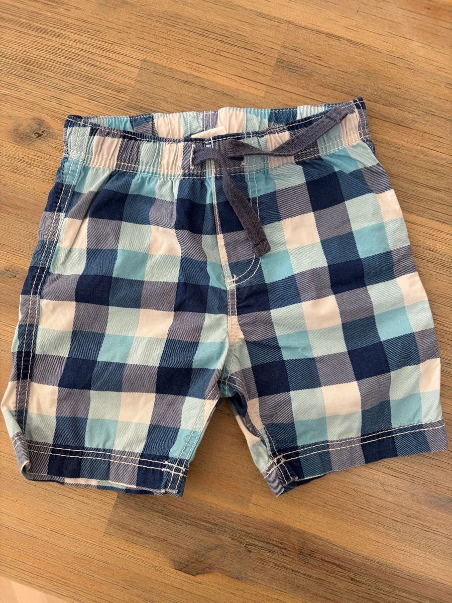 Kleiderpakete & -sets: Lot de 6 shorts taille 80 – Gebraucht aus Sion von Nelsonkatz 1