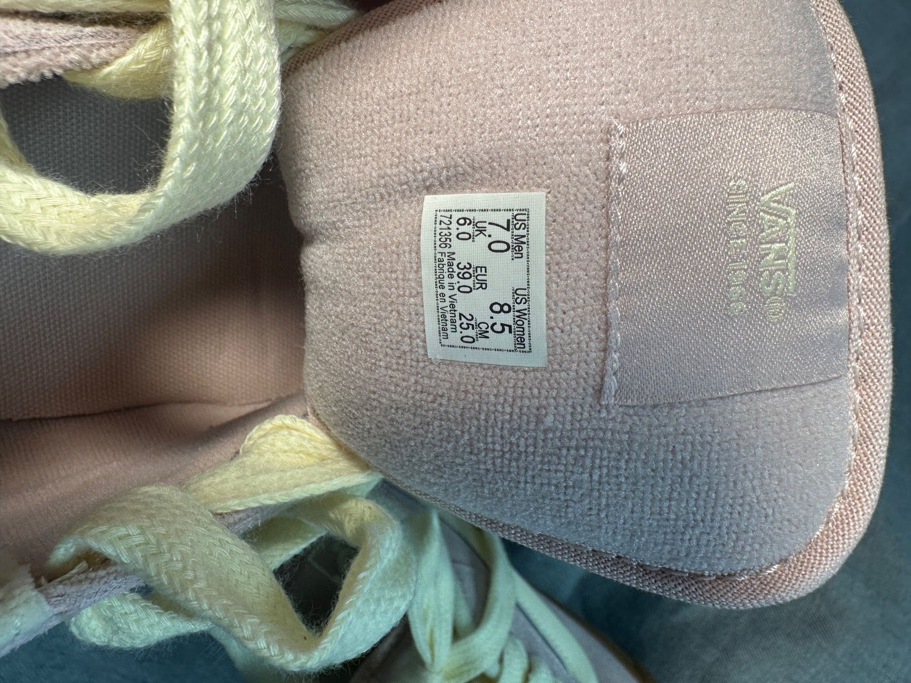 Vans Scarpe da uomo: Vans Knu Skool Gum Sepia Rose". – Nuovo e nell'imballaggio originale da Onex venduto da eri_jx6q 3
