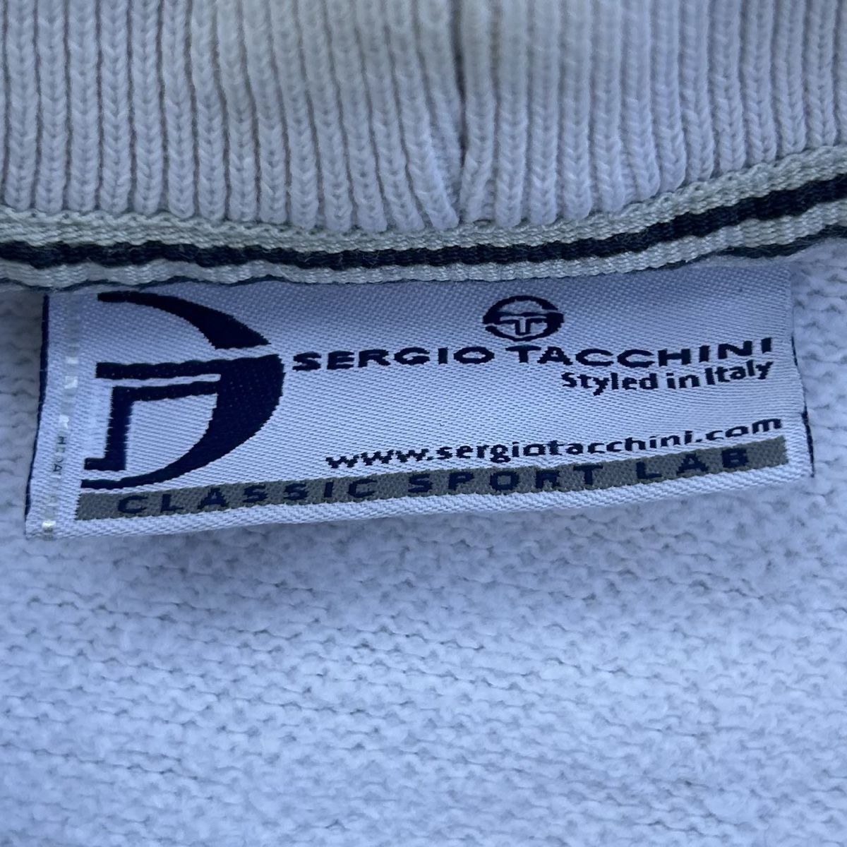 Maglioni & Felpe: Vintage White Sergio Tacchini embroiedered sweatshirt – Usato da brent venduto da fukusapes 7
