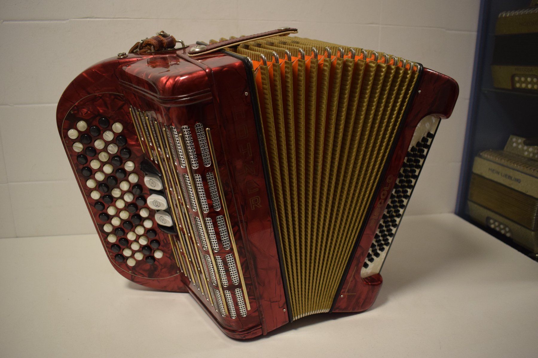 Strumenti musicali: Akkordeon chromatisch Hohner Piccolo – Usato da Zürich venduto da baumusik 4