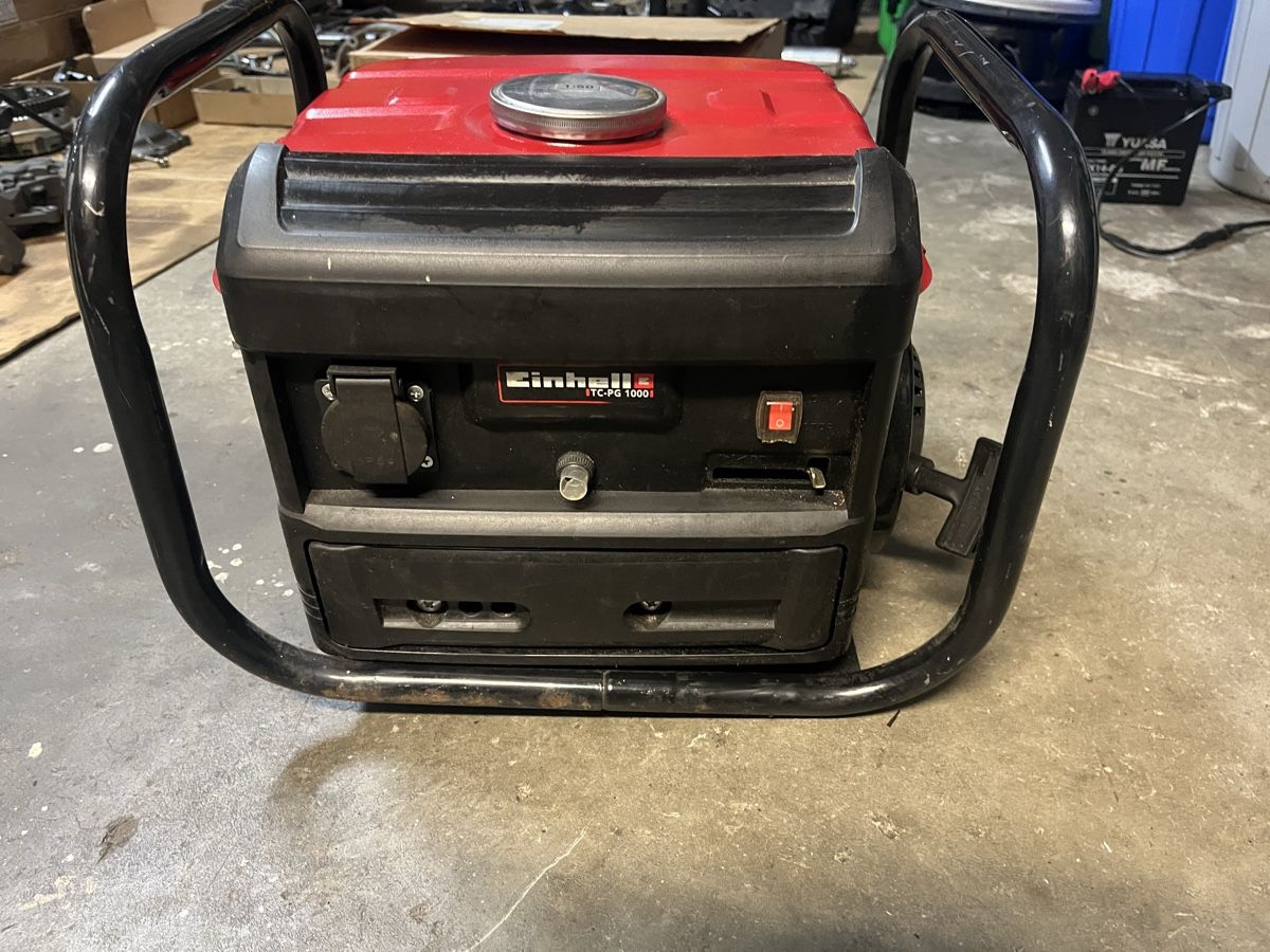 Einhell Générateurs de courant: Einhell Stromgenerator defekt – Défectueux à Basel par ant_7lph 2
