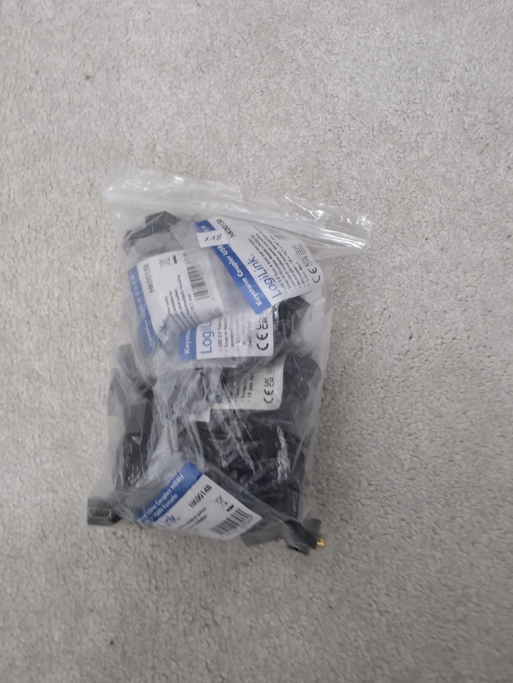 Racks & Ständer: Modules Keystone Set 97 Pcs – Neu und originalverpackt aus Embrach von niz_8sff 5
