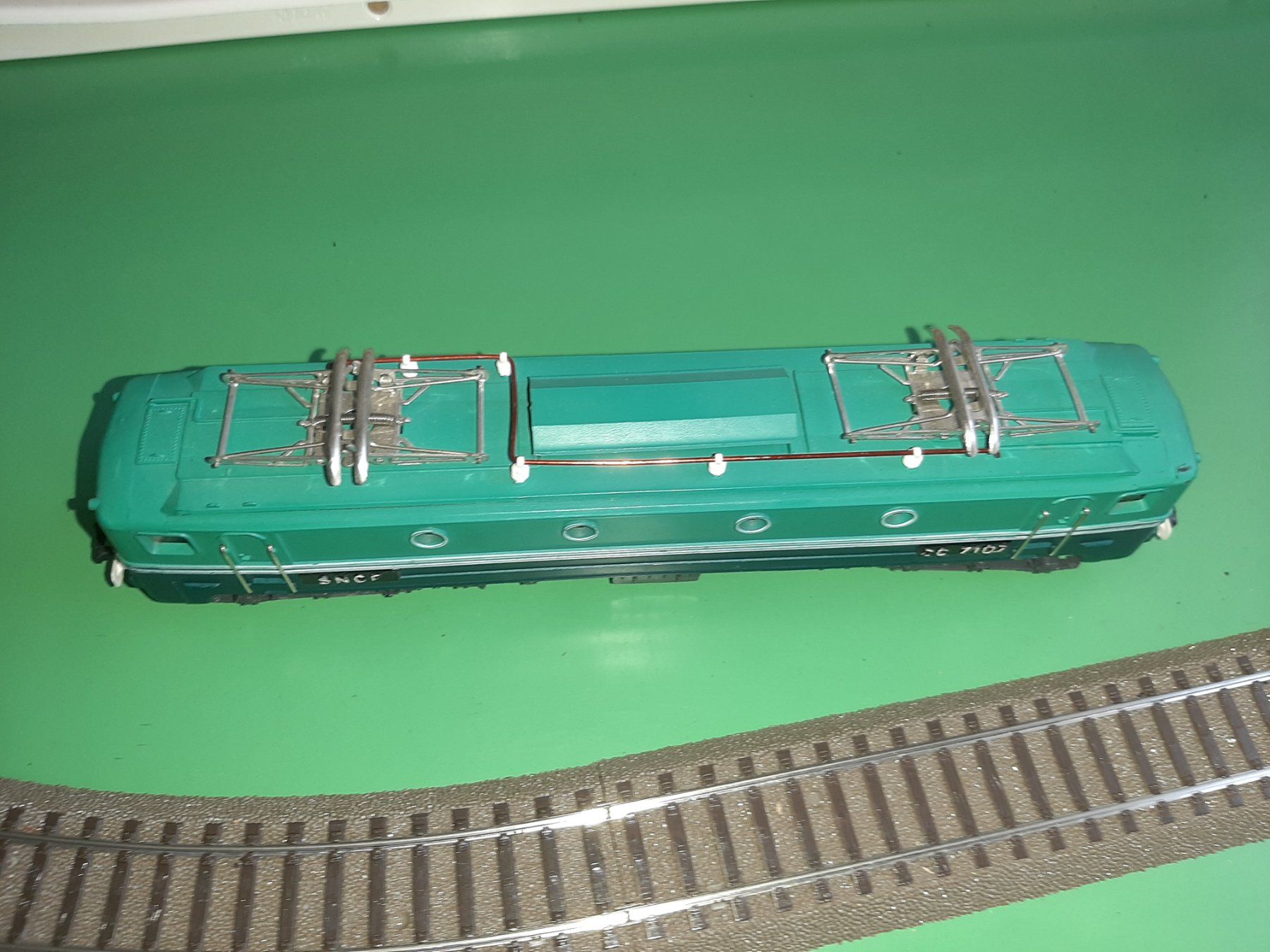 Jouef Modelleisenbahnen: JOUEF CC 7107 – Gebraucht aus Avully von RIVALIS 2