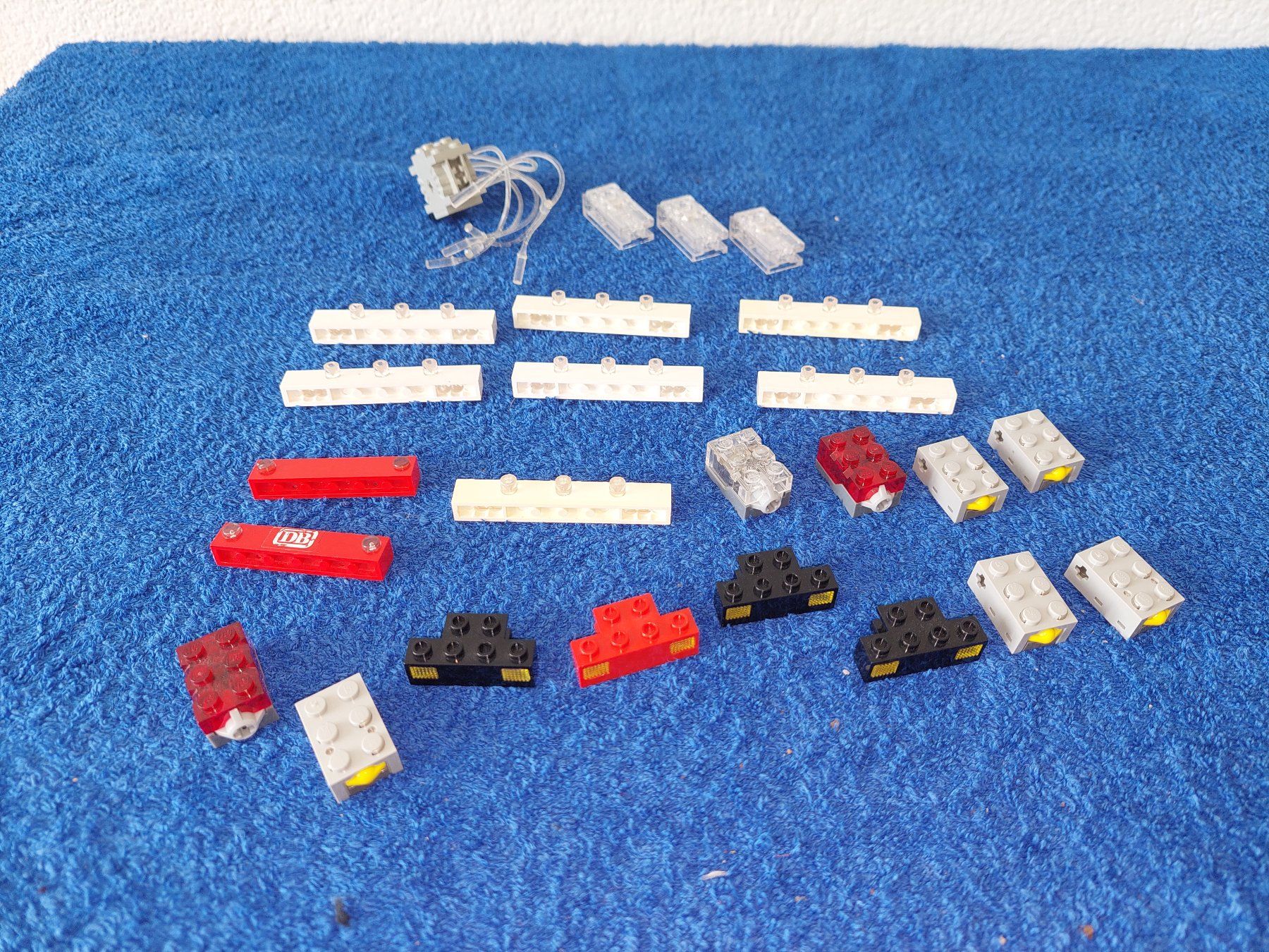 Lego Jeux de construction: Lego verschiedene Lichtteile – D'occasion à Altenrhein par schalumpfi