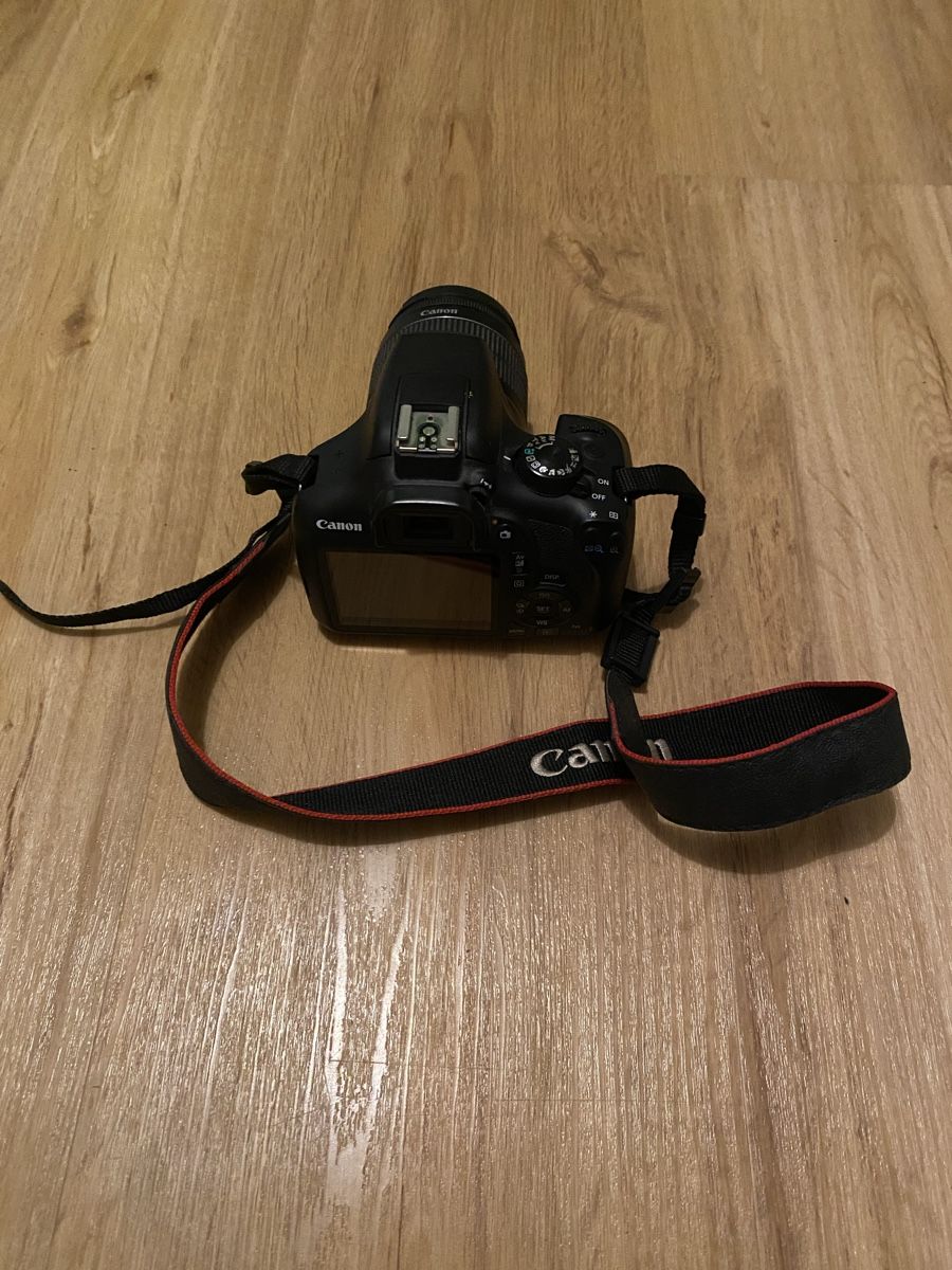Canon Fotocamera: Canon EOS 1300D – Usato da Beromünster venduto da li_bu_05 2