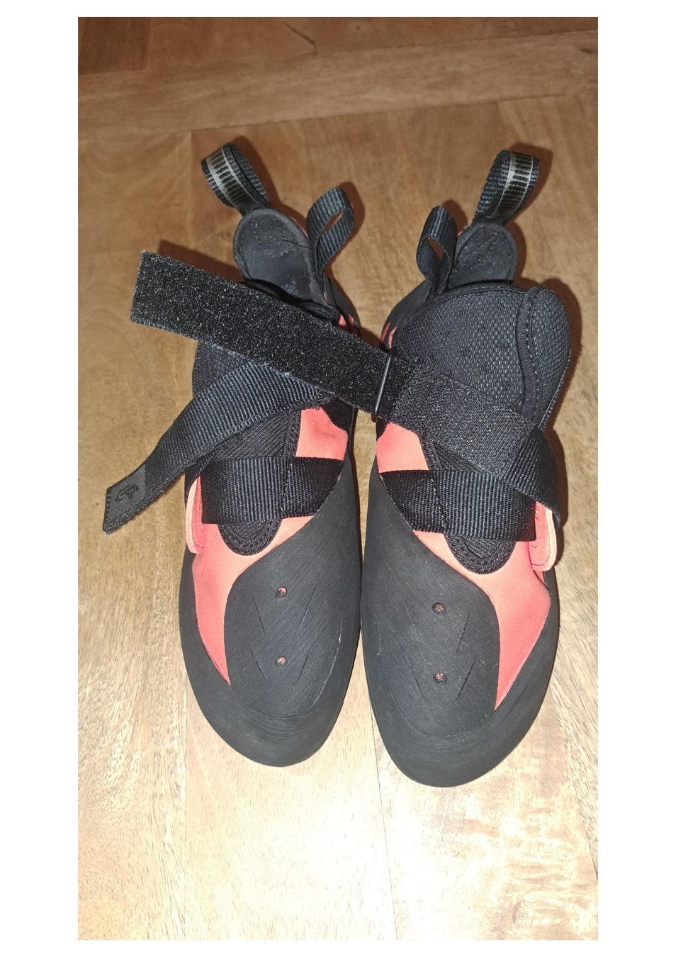 Scarpe da uomo: Chaussons d'escalade Unparallel, taille 43 Neuf – Nuovo (secondo la descrizione) da Colombier NE venduto da 6mick 3
