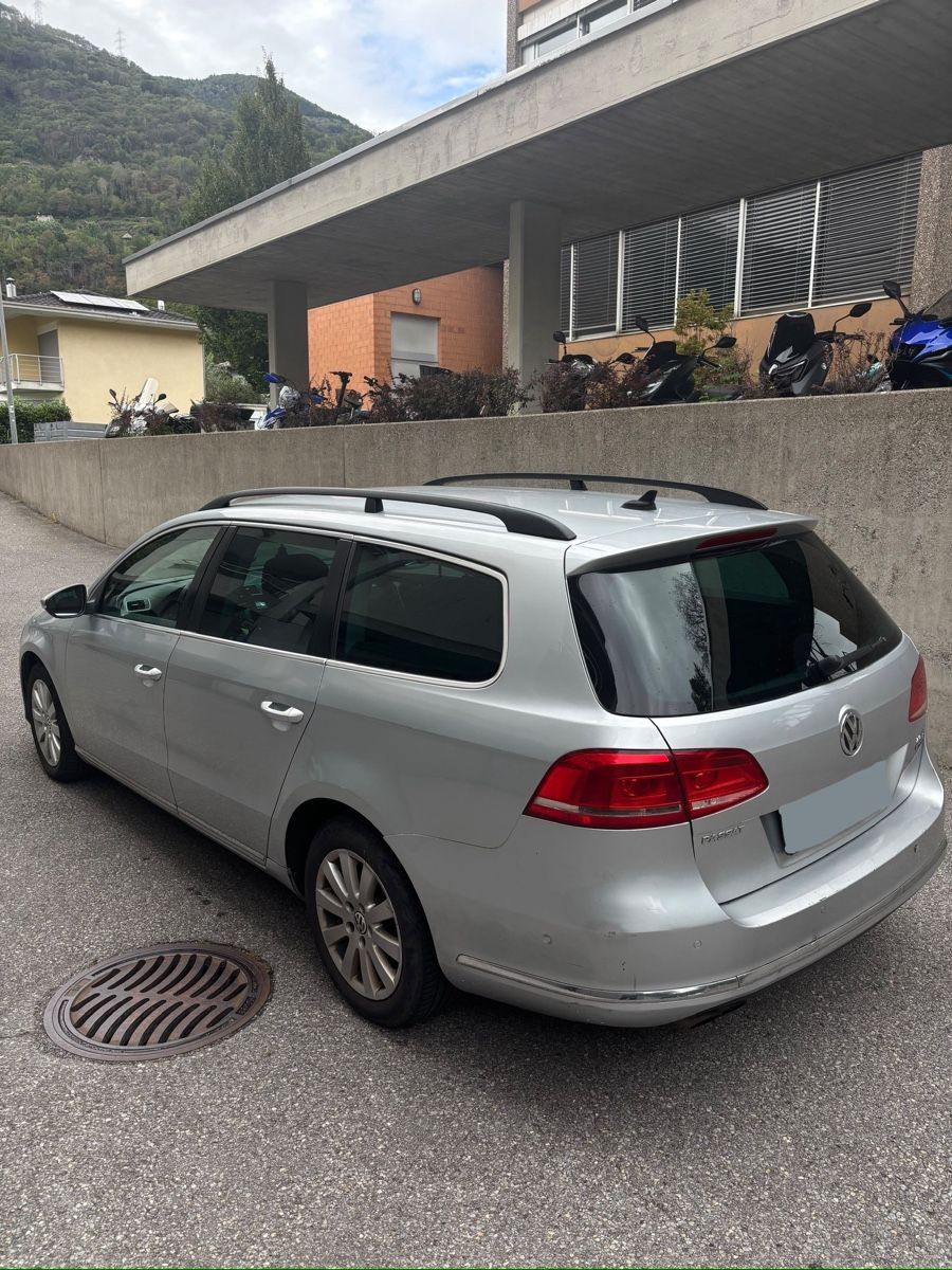 VW Automobili: VW Passat Variant 2.0TDI 4Motion – Usato da Claro venduto da NASSA091 4