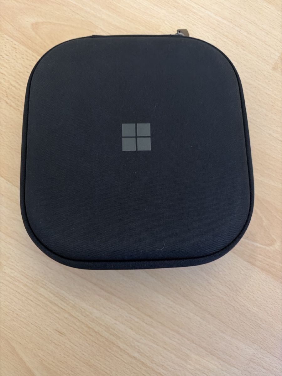 Microsoft Cuffie: Microsoft Surface 2 Kopfhörer schwarz mit Case und Kabel – Nuovo (secondo la descrizione) da Niederglatt ZH venduto da Trachsi 2
