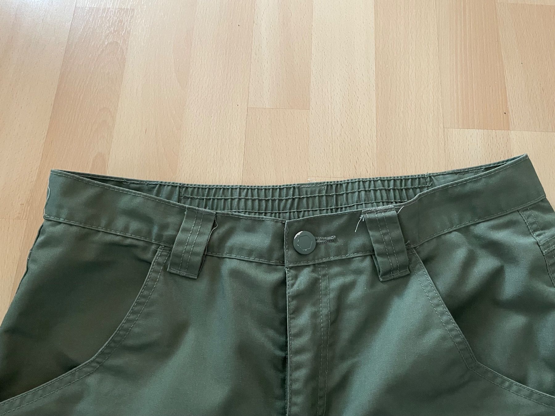 Pantaloni: 2 kurze Arbeitshosen Gr:50 – Usato da Wila venduto da Lokelo 4