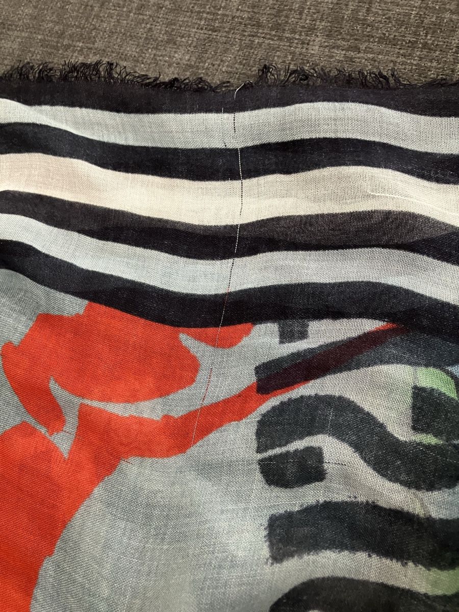 Luisa Cerano Foulard & Sciarpe: Luisa Cerano Tuch / Halstuch 130x130 – Usato da Weiningen ZH venduto da moon-55 5