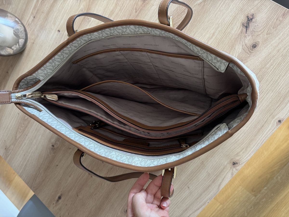 Michael Kors Borse da donna: Michael Kors Totebag – Usato da Wädenswil venduto da sar_cv6m 3