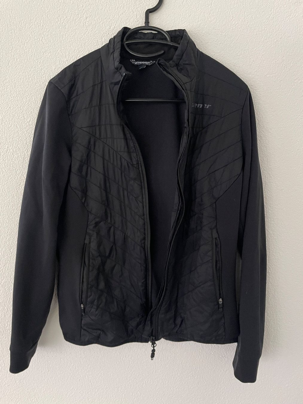 Ziener Giacche: Ziener primaloft Gr. 40 schwarz – Usato da Schmitten FR venduto da ancaob