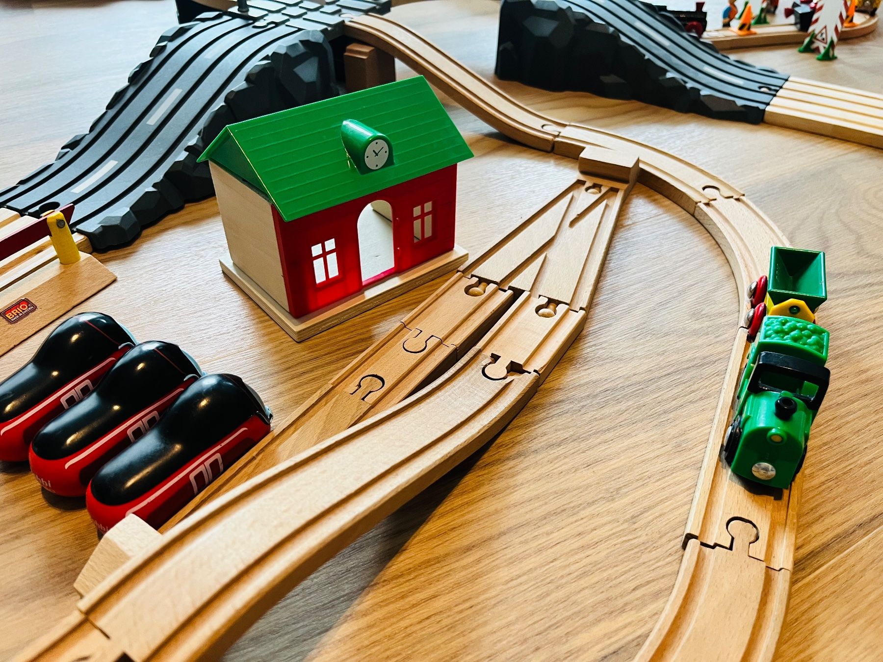 Giocattoli: RIESIGE BRIO Eisenbahn Sammlung  über 200 Teile – Usato da Wallisellen venduto da carolynbeck 8