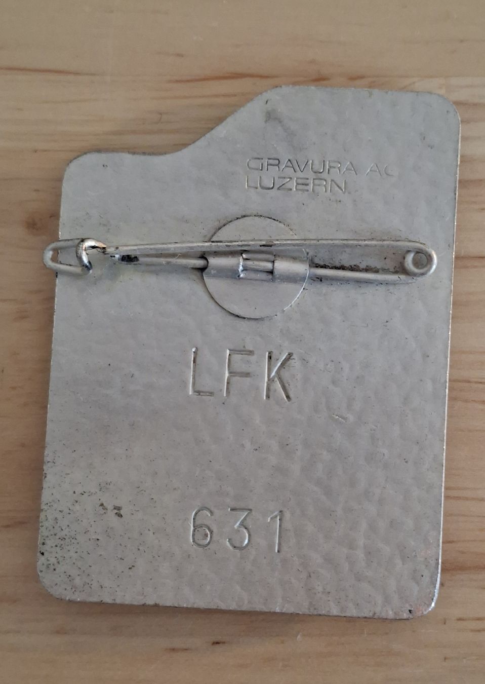 Placchette & Badge: Fasnachtsplakette Luzern,  1976 – Usato da Kriens venduto da Wolly85 1