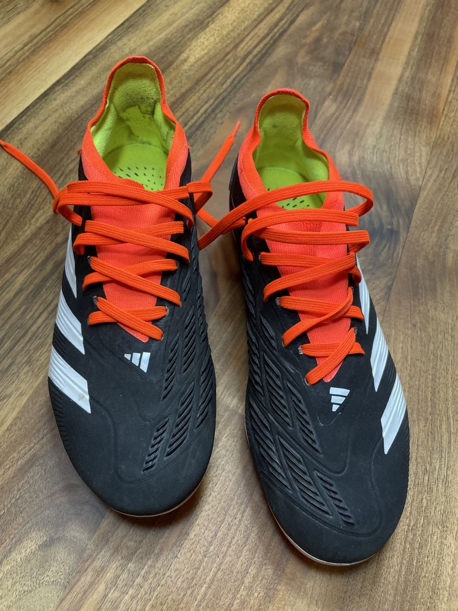 Adidas Scarpe da uomo: Adidas Predators Grösse 40 – Usato da Wettswil venduto da Chlaettermus