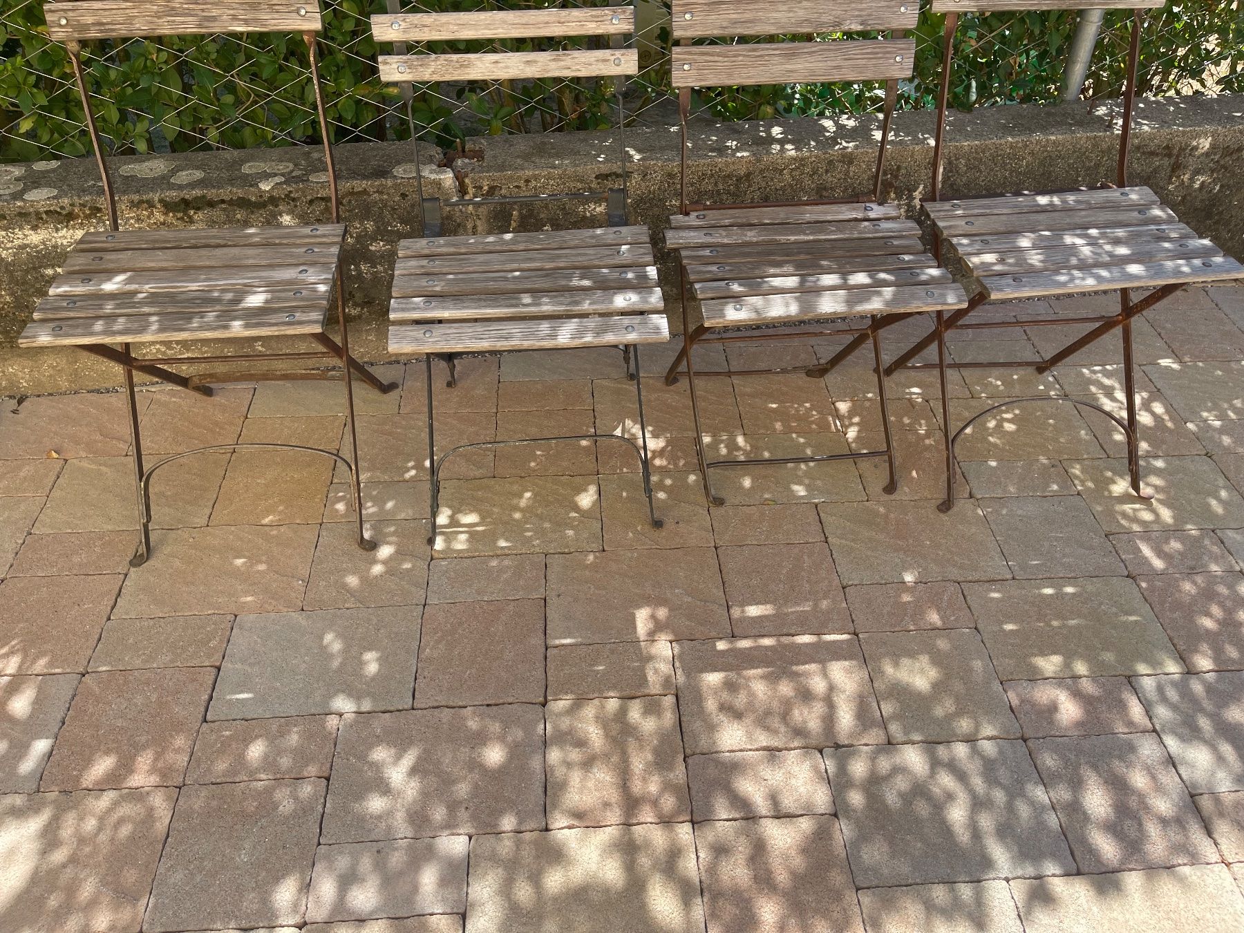 Chaises: 5 alte Gartenstühle – D'occasion à Villnachern par socondlife 1