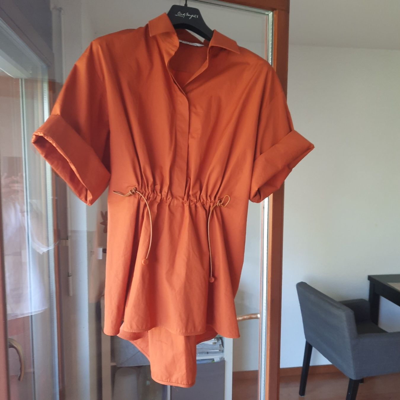Max Mara Camicette: Max mara chemise 450 frs – Nuovo (secondo la descrizione) da Yverdon-les-Bains venduto da afu_gl6j