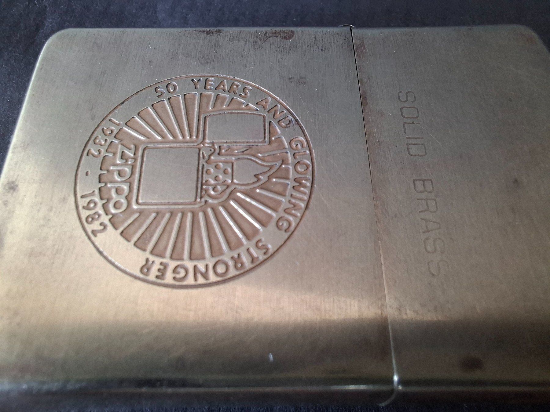 Zippo Feuerzeuge: ZIPPO Feuerzeug Solid Brass vintage 50 years 1982 – Gebraucht aus Genève von justnotsocommon 4