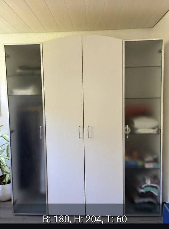 Armoires: Kleiderschrank – D'occasion à Ittigen par san_jsg9 1