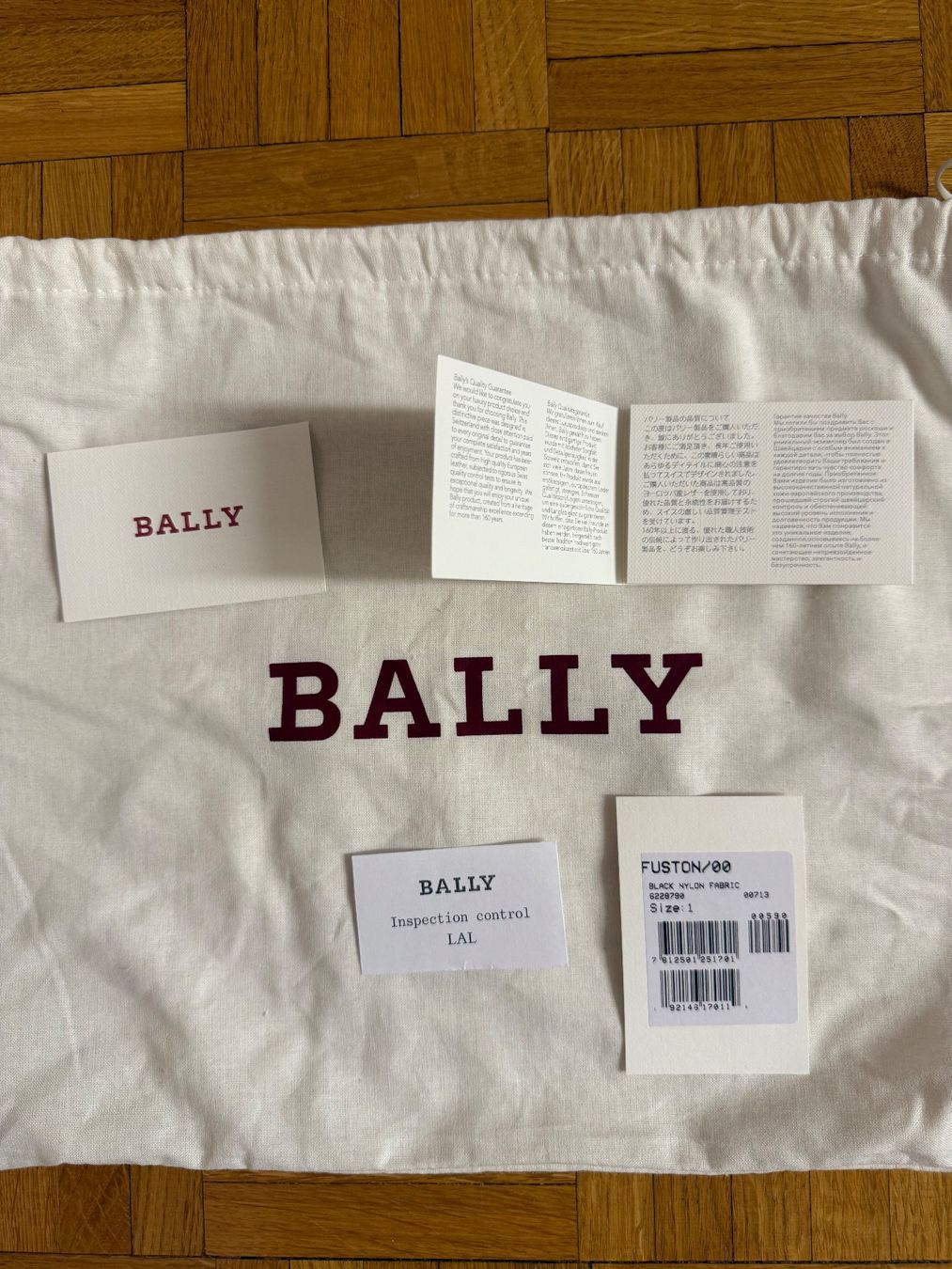 Bally Sonstige Kleidung & Accessoires: Sac en bandoulière Bally – Neu (gemäss Beschreibung) aus Genève von Igoreuf 2