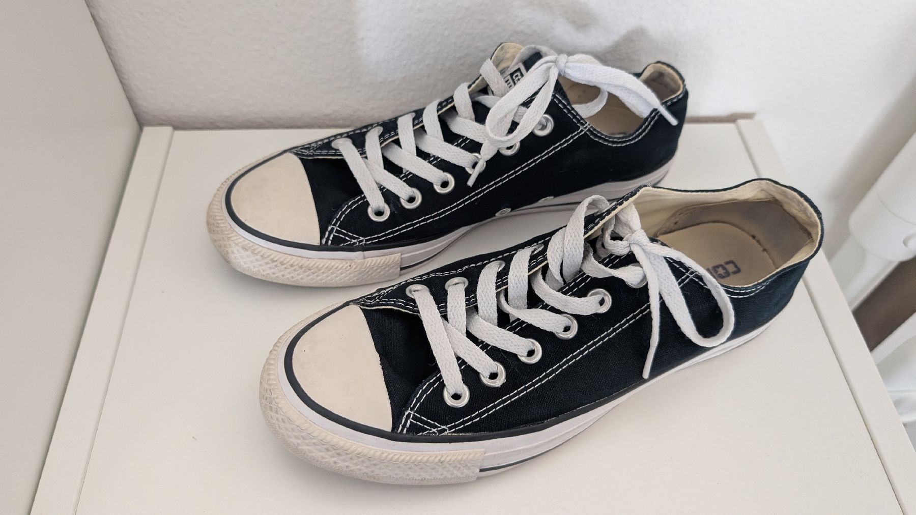 Scarpe da uomo: Converse Chuck Taylor All Star Grösse 39.5 Schwarz – Usato da Bremgarten AG venduto da Tabea1108