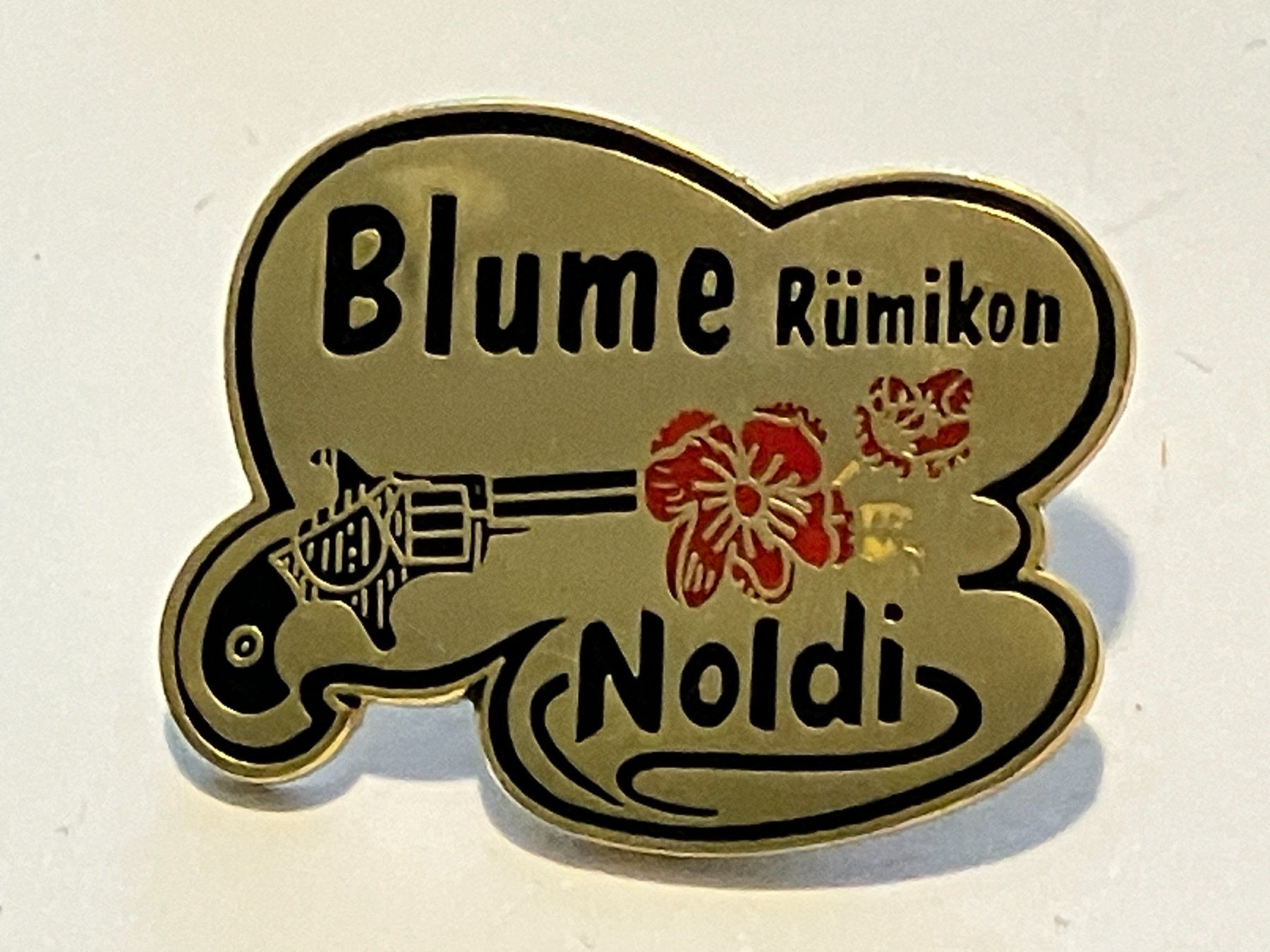 Placchette & Badge: 1 Pin Blueme Noldi Rümikon – Usato da Basel venduto da djwwpp