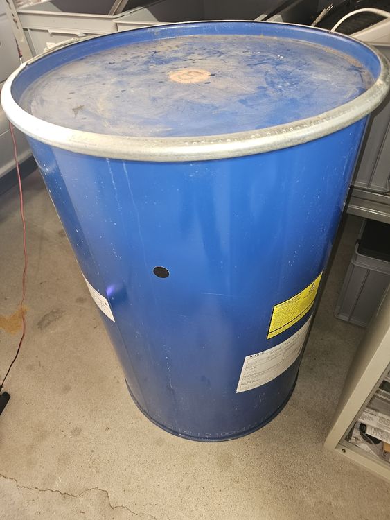 220 Liter Fass (Gebraucht) in Kirchdorf BE für CHF 30 – nur Abholung ...