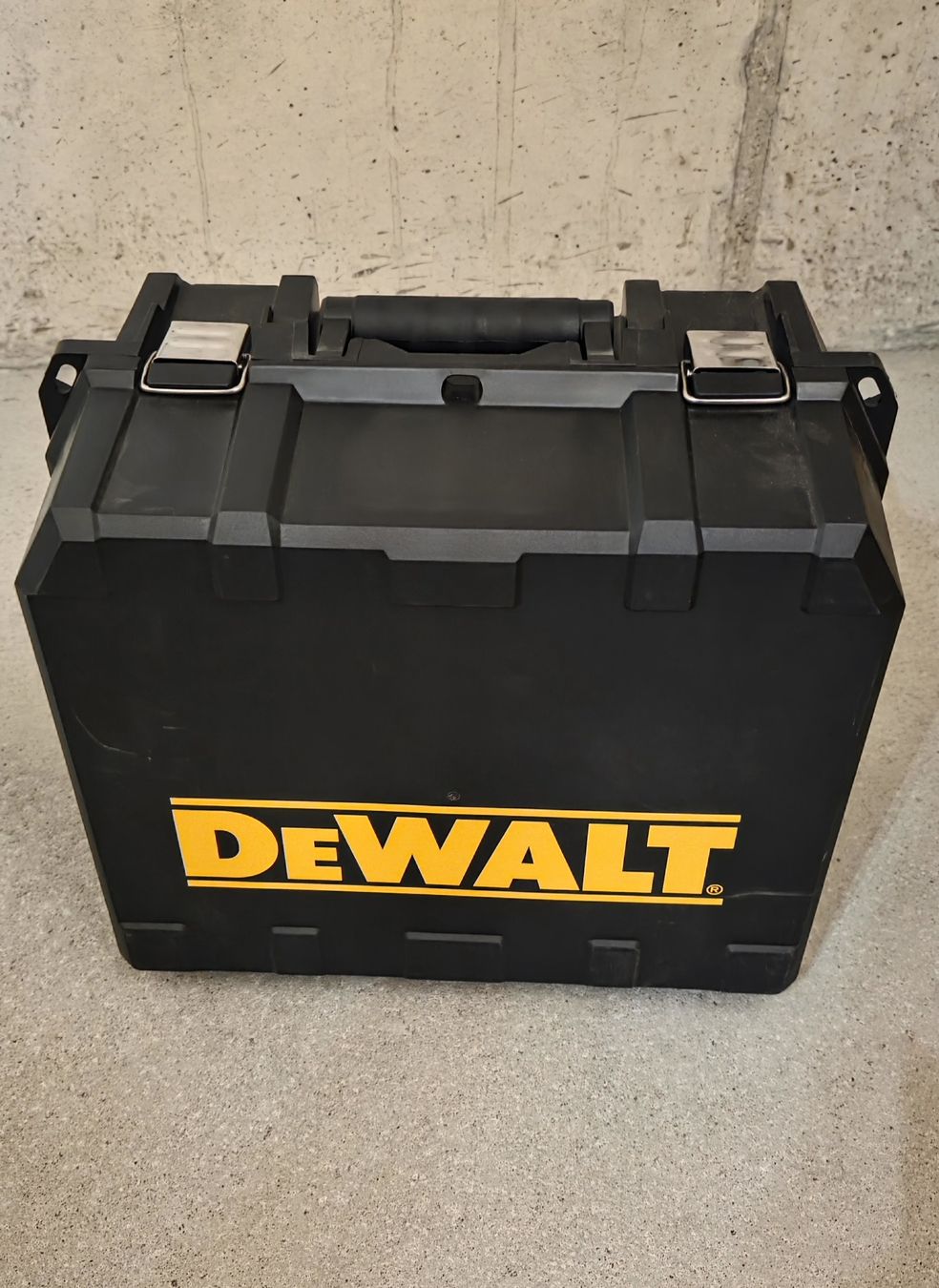 Dewalt Scies: DEWALT DWE 576 – Neuf avec emballage d'origine à Solothurn par Solo11 3