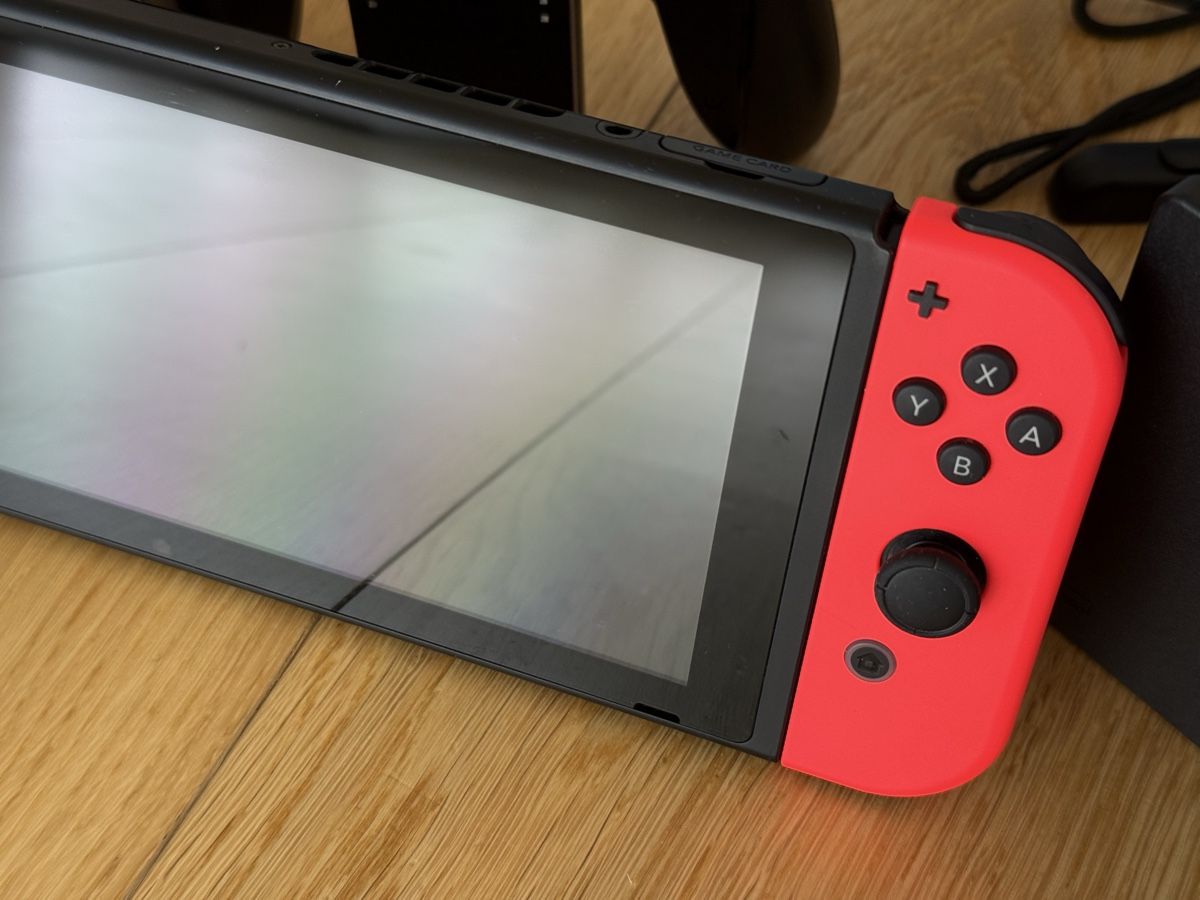 Nintendo Konsolen: Nintendo Switch Set - Top Zustand - OVP – Gebraucht aus Bettwiesen von J_Lino 5