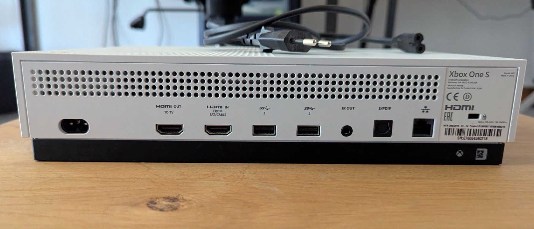 Microsoft Consoles: Xbox One S – D'occasion à Signau par Chnutsch 2