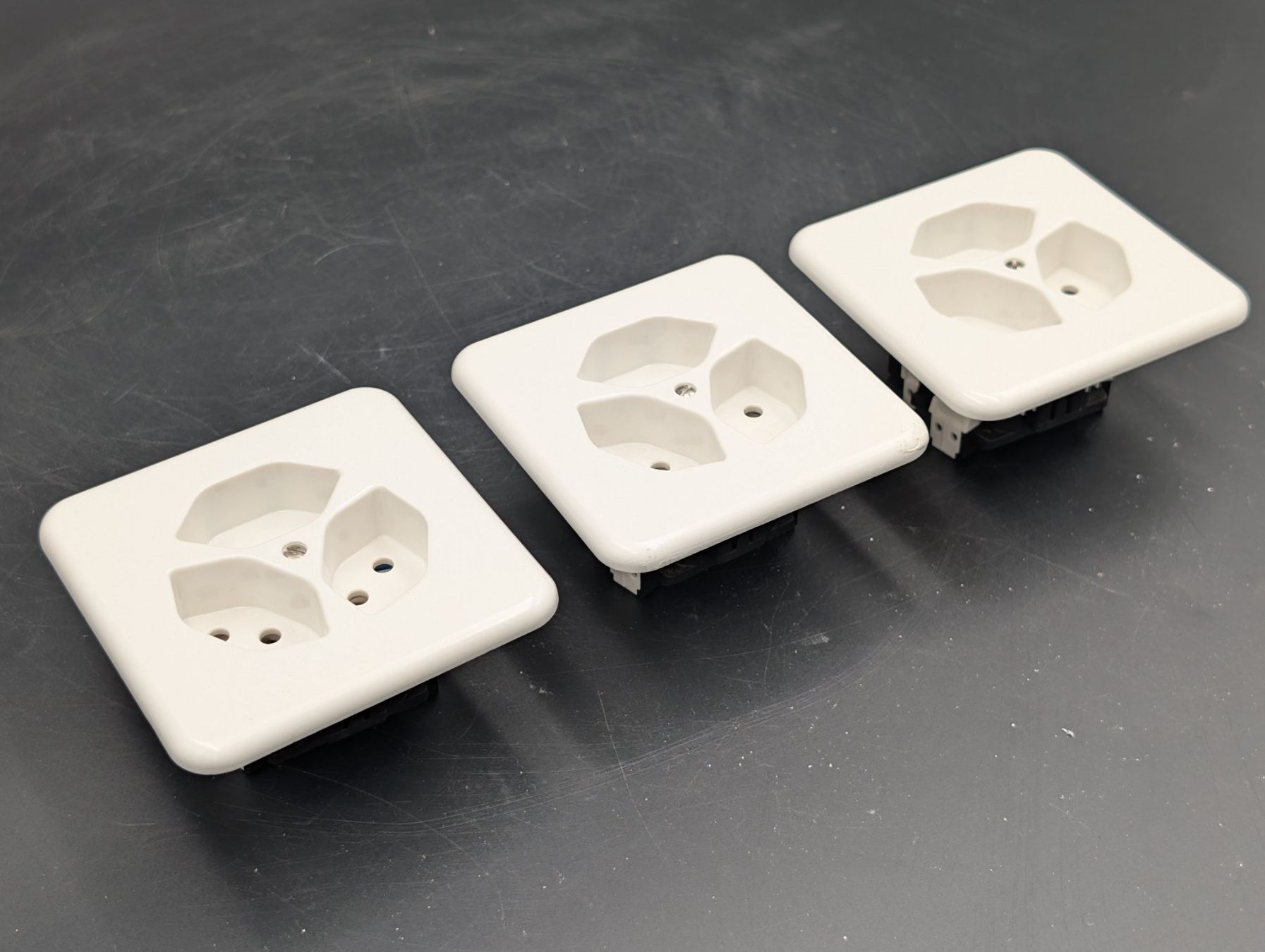 Feller Stecker: Feller Standard Set 3 Stück 3xT13 – Gebraucht aus Winterthur von Hint17 2
