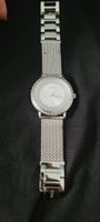 Montre Guess élégante en acier inoxydable, parfait état!
