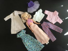 Daisy Mary Quant mit Kleidung