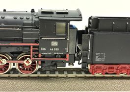 märklin 8347 Hamo= Dampflok BR 44 690 Witte - Vitrinenmodell