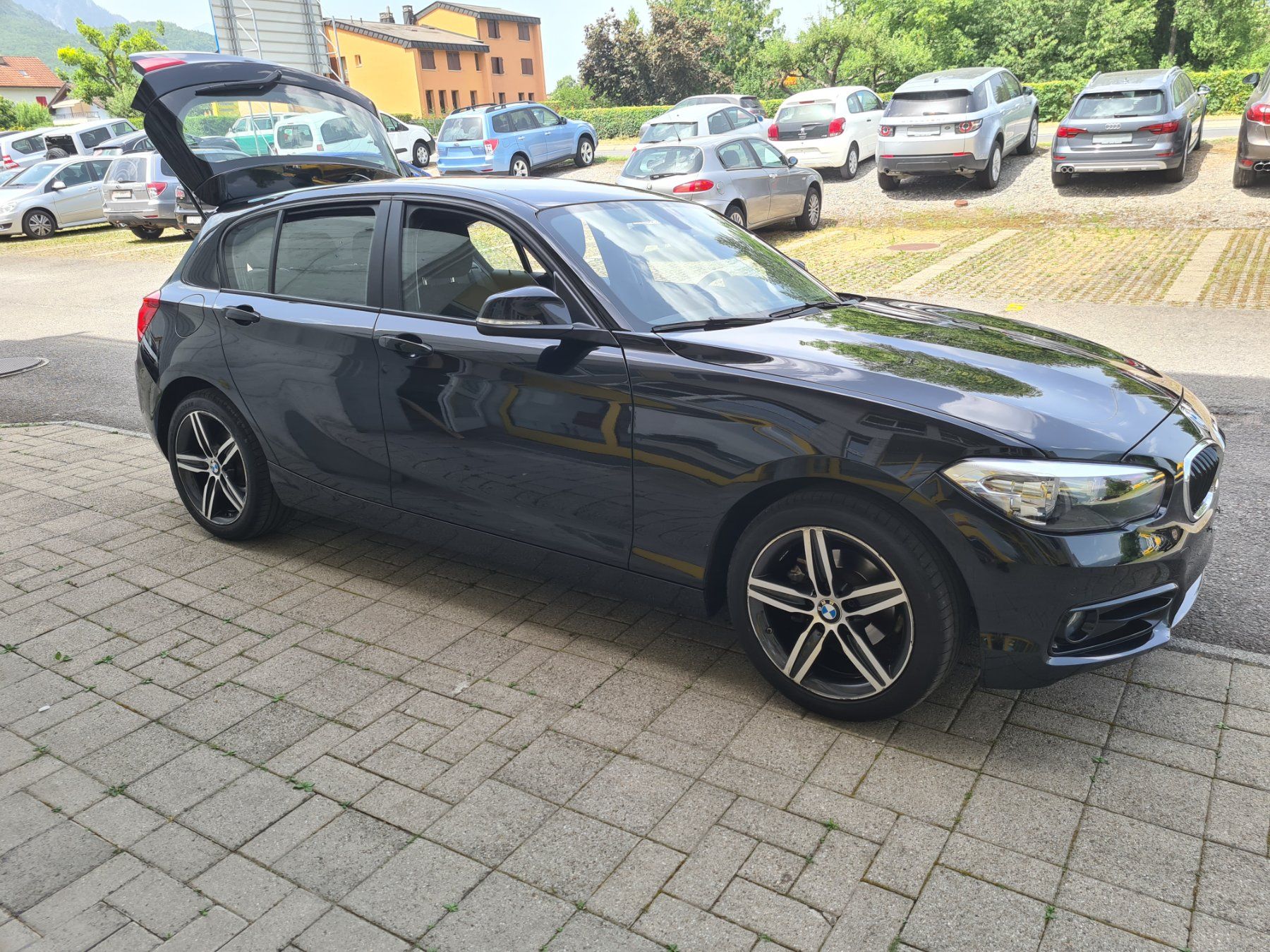 BMW Automobili: BMW 118I – Usato da Monthey venduto da 187-zeroo 3