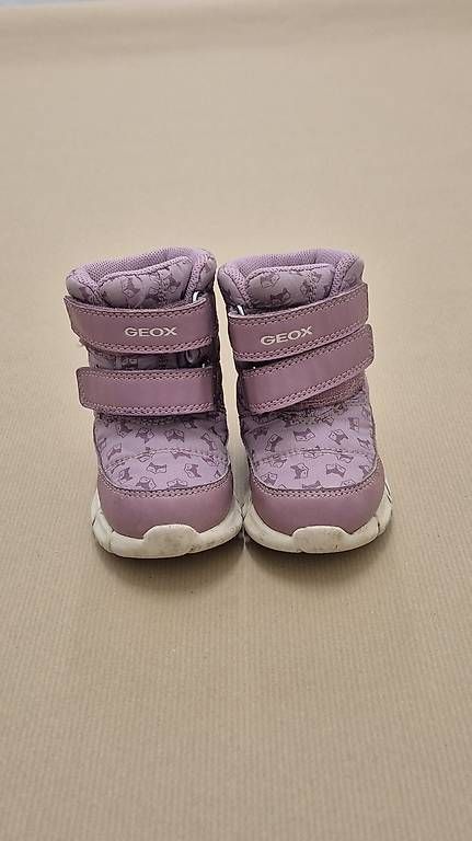 Schuhe für Mädchen: Geox Winterstiefel mädchen gr 21 – Gebraucht aus Neunkirch von mir_c9zg