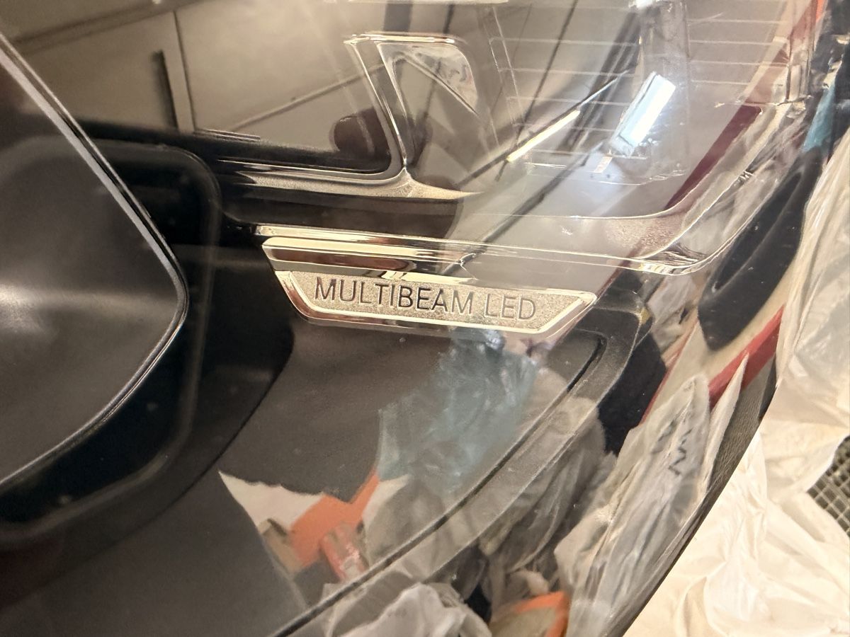 Mercedes-Benz Tutti pezzi di ricambio auto: Mercedes GLS W167 Matrix Scheinwerfer – Usato da Oberglatt ZH venduto da Mario_Cold 1