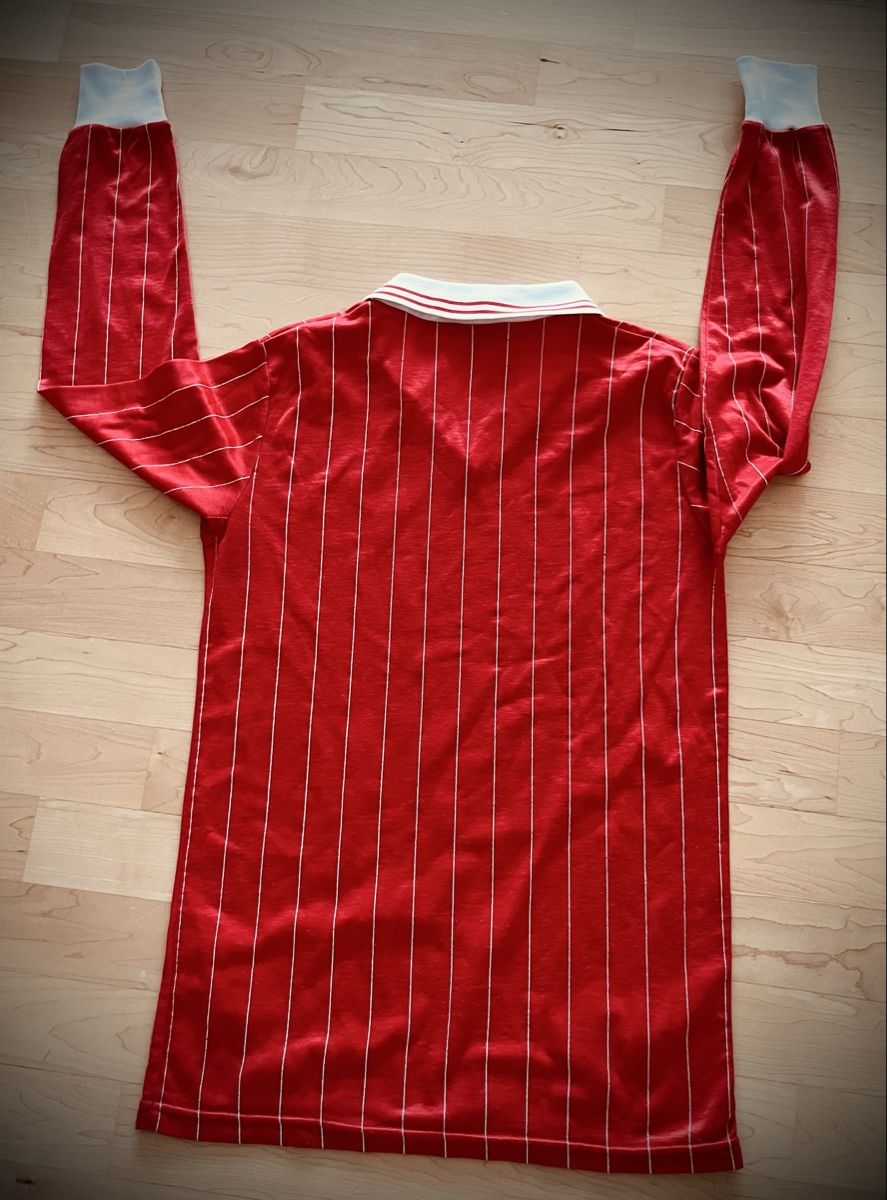 Schweizer Nati Leibchen & Hosen: Altes CH-Nati Trikot – Gebraucht aus Bülach von qnz12 1