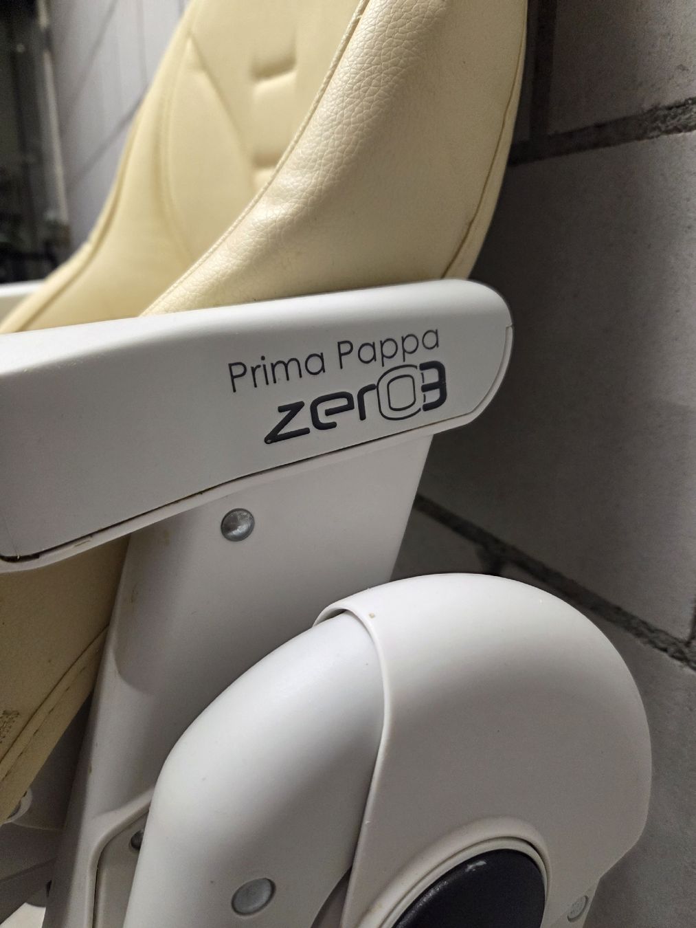 Sedie: Kinderstuhl Prima Papa zero3 – Usato da Domat/Ems venduto da daniele.zaffino