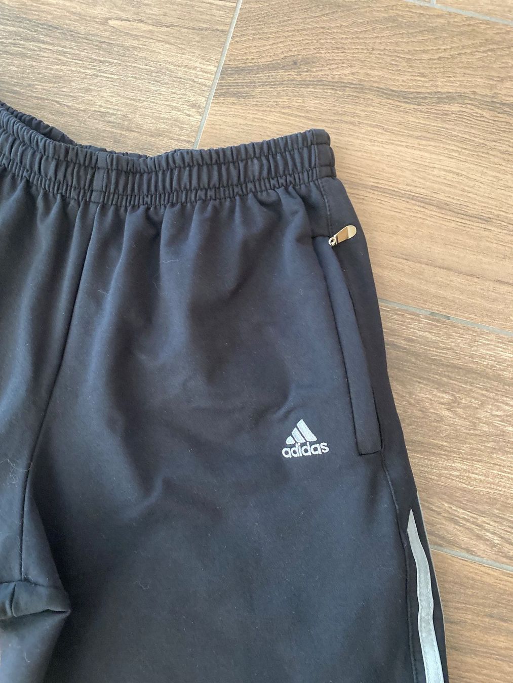 Adidas Pantaloni: Adidas Hose Predator climacool schwarz Gr. L – Usato da Pratteln venduto da a23_j2gs 8
