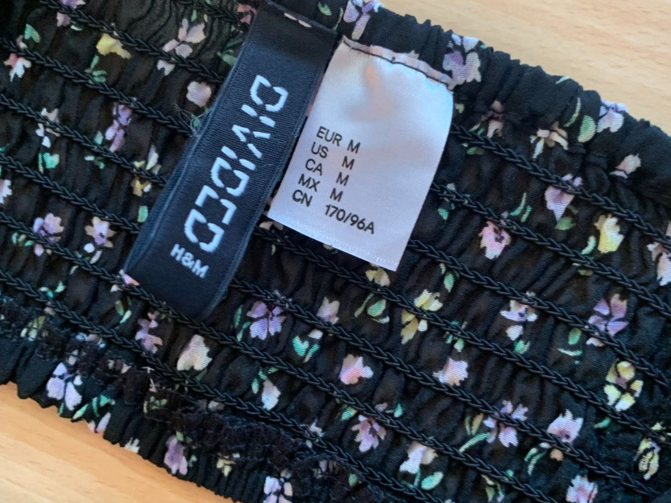 H&M Vestiti: H&M Damen Kleid, Gr. M, Schwarz – Usato da Worb venduto da farben20zauber 5