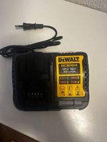 Akku Ladegerät DeWalt DCB1104 12V/18V Neu unbenützt 