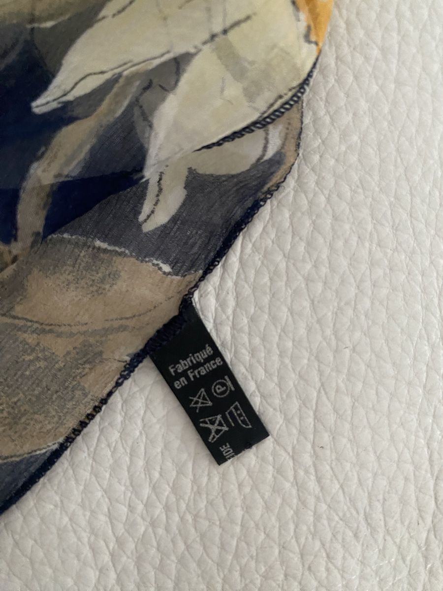 Foulard & Sciarpe: Seiden Schal 🌸 – Usato da Opfikon venduto da Luis144 8