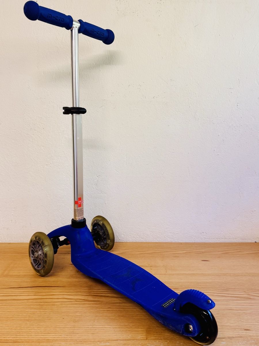 Micro Fahrzeuge für Kinder: Micro-Scooter, Top Zustand, ab 3 Jahren – Gebraucht aus Dietikon von M.Koluman 2