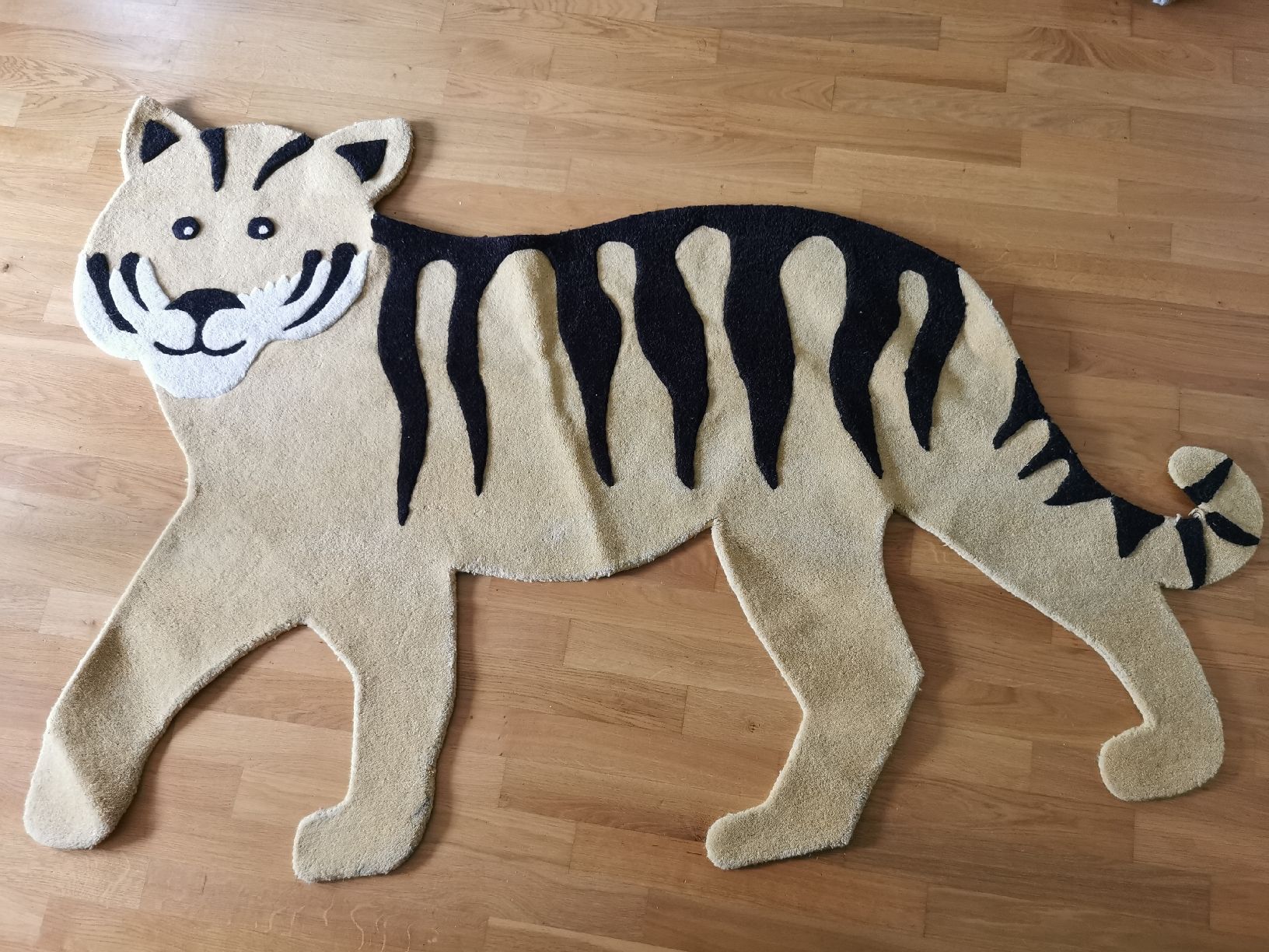 Tapis: Tiger Teppich – D'occasion à Zürich par zhu_b5zn
