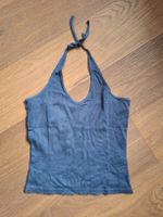 blaues Haltertop